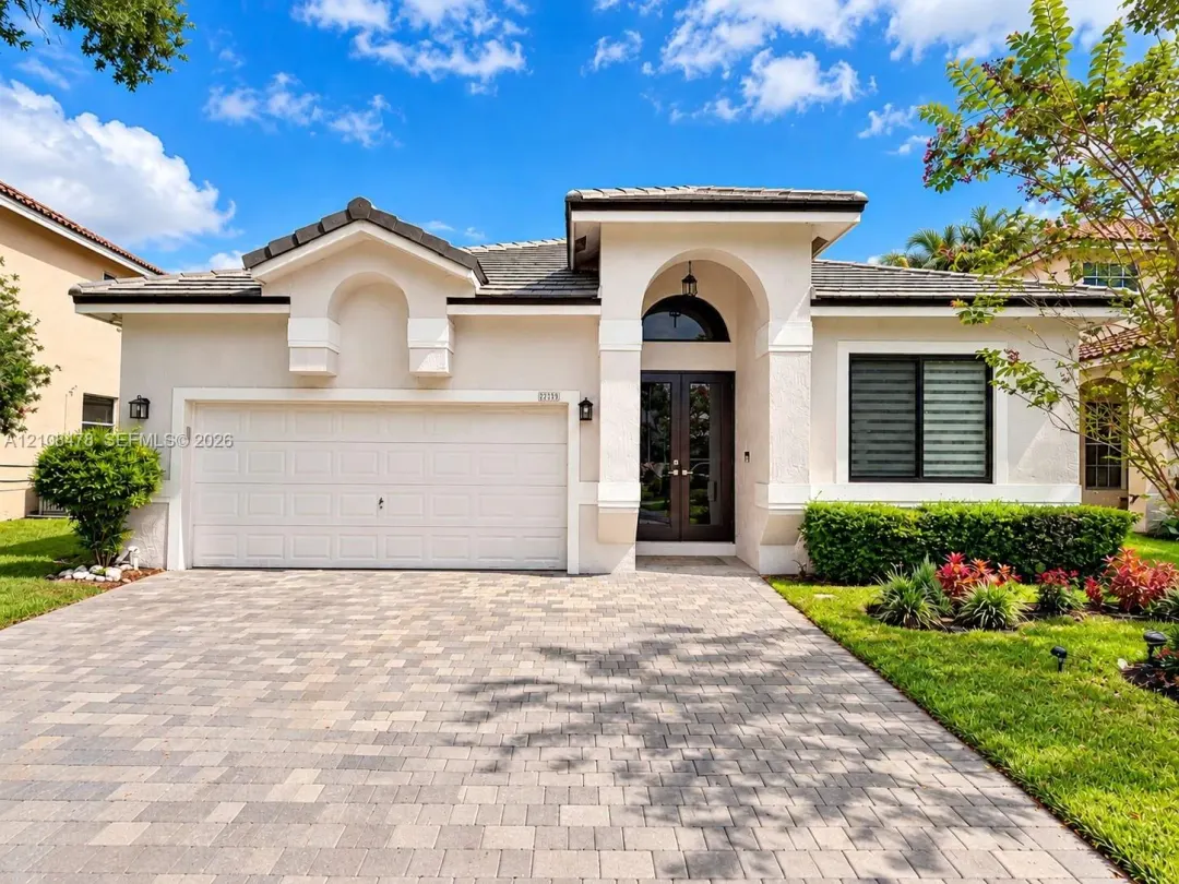 2233 NW 162nd Terrace, Pembroke Pines, FL 33028