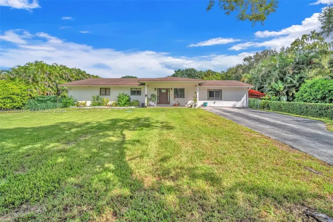 5760 SW 188th Avenue, Southwest Ranches, FL 33332
