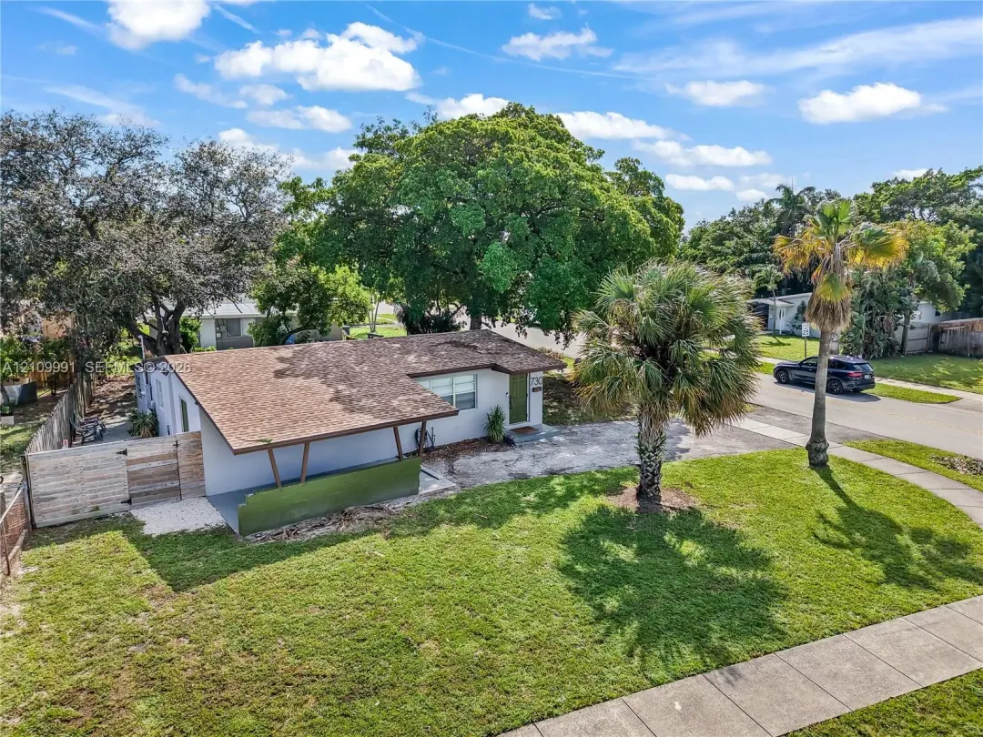 Address Withheld, Oakland Park, FL 33334