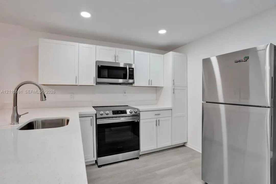 7950 W Mcnab Road 222, Tamarac, FL 33321