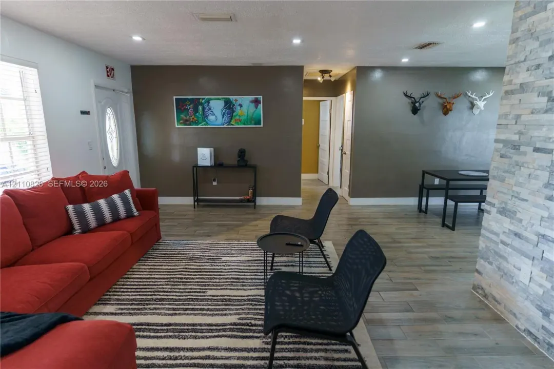 7833 Madeira Street, Miramar, FL 33023