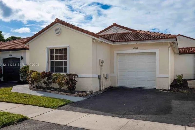 Address Withheld, Pembroke Pines, FL 33029