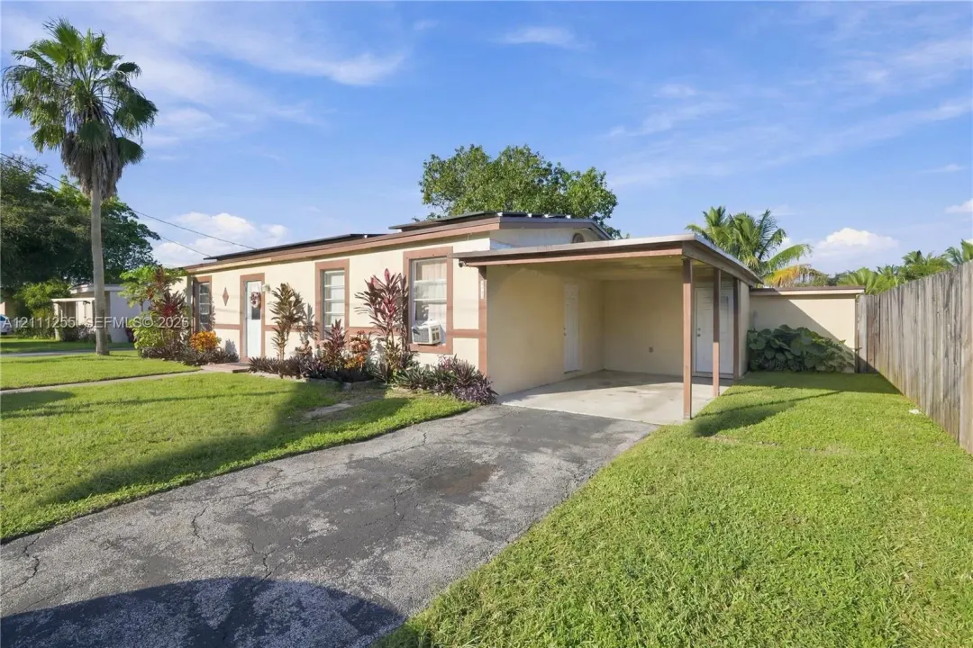1813 E River Drive, Margate, FL 33063