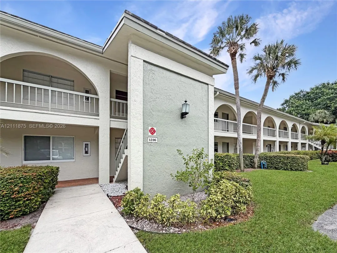 1206 Bahama Bend C1, Coconut Creek, FL 33066