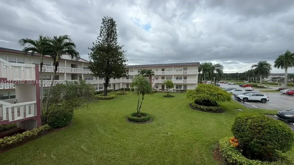 309 Fanshaw H 309, Boca Raton, FL 33434