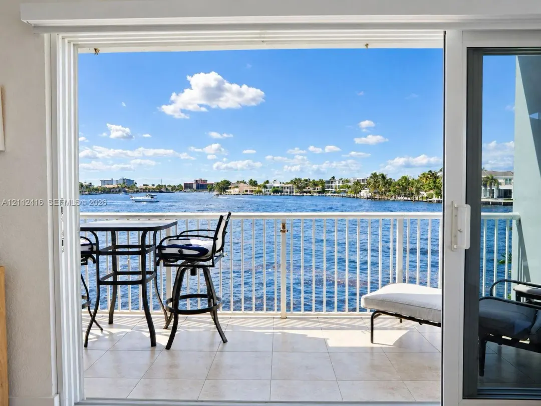 1201 S Riverside Drive 208, Pompano Beach, FL 33062