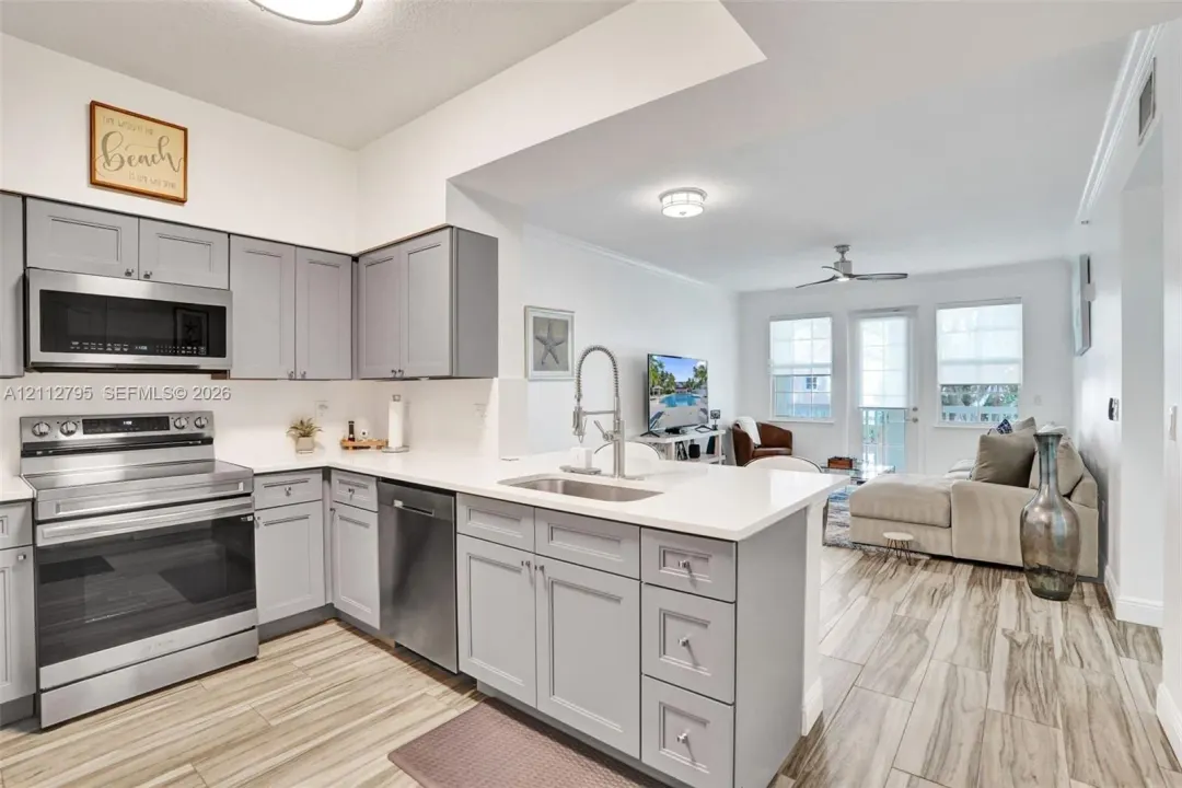 275 Murcia Drive 205, Jupiter, FL 33458