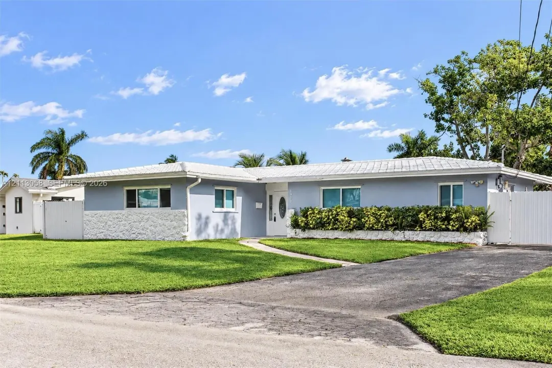 1980 NW 33rd Court, Oakland Park, FL 33309