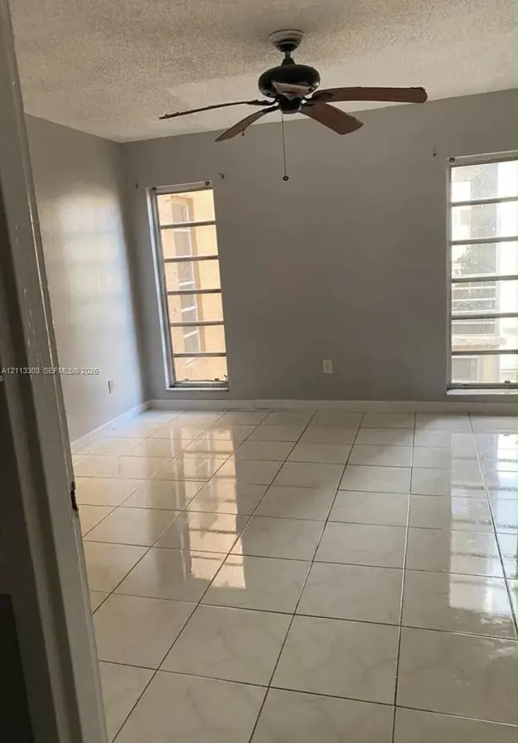 Address Withheld, Lauderdale Lakes, FL 33313