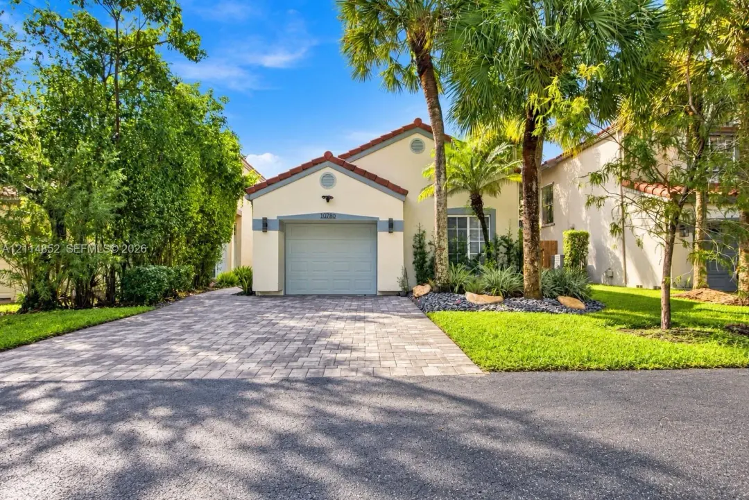 10780 NW 10th Street, Plantation, FL 33322