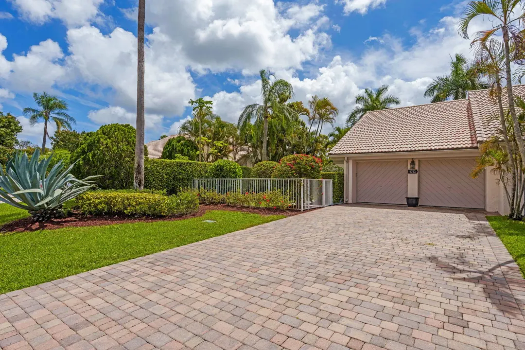 9722 Erica Court, Boca Raton, FL 33496