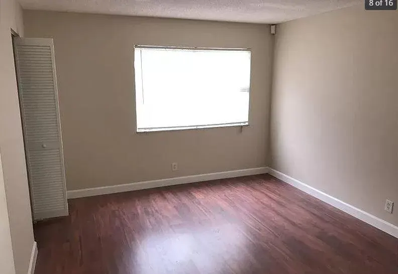 5710 NW 21st Street 36-b, Lauderhill, FL 33313