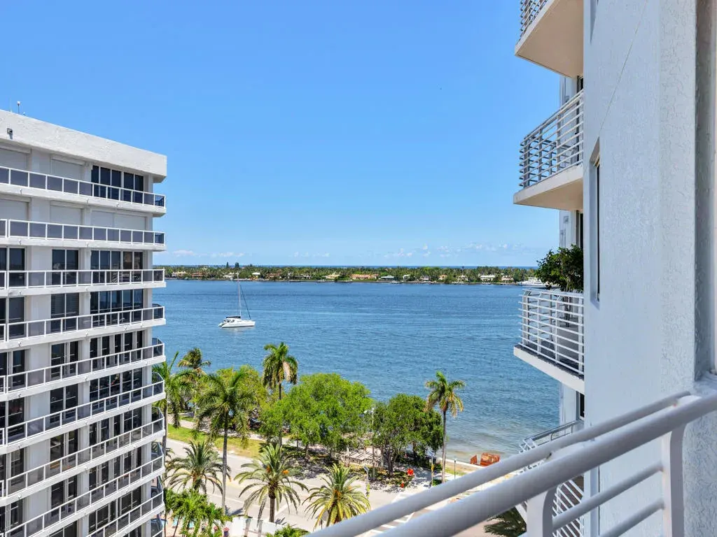 1551 N Flagler Drive, Unit 903, West Palm Beach, FL, 33401