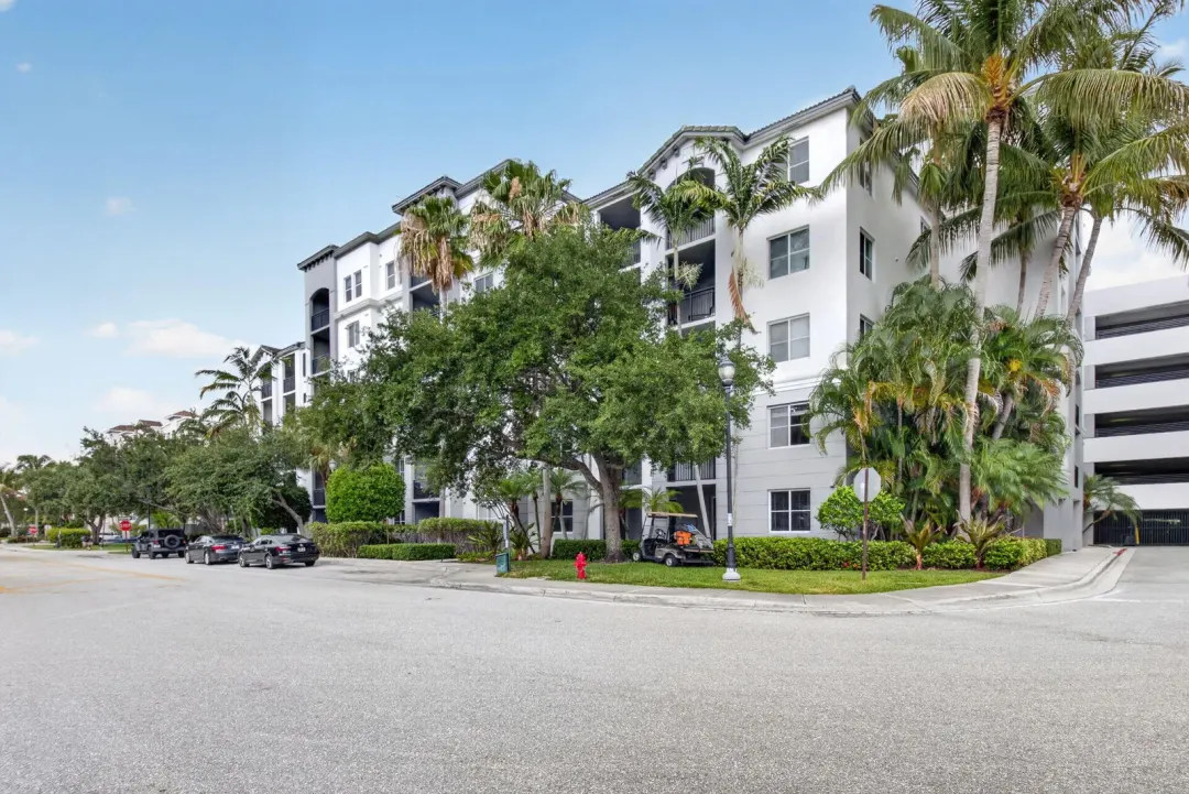 1690 Renaissance Commons Boulevard 1219, Boynton Beach, FL 33426