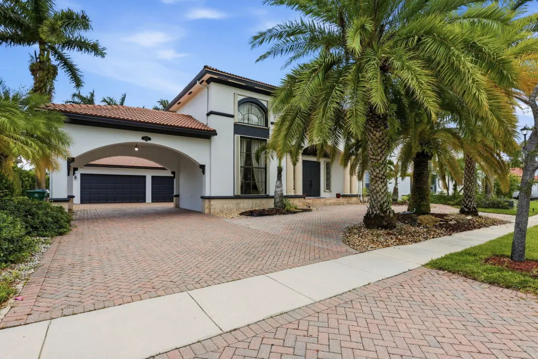 Address Withheld, Miramar, FL 33029