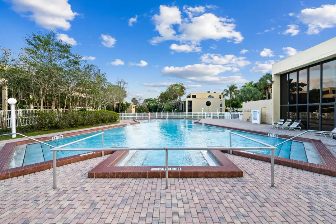 8701 SW 30th Street, Unit 211, Davie, FL, 33328