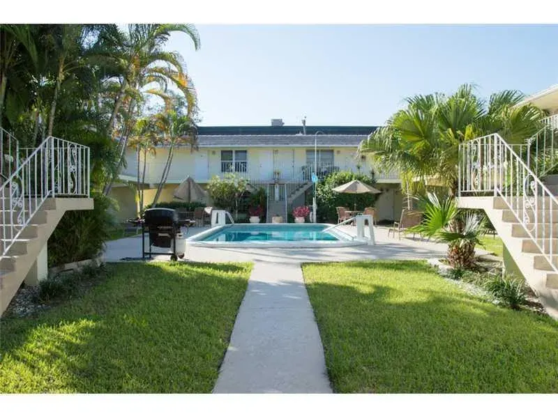 1012 SE 15th Street 102, Fort Lauderdale, FL 33316