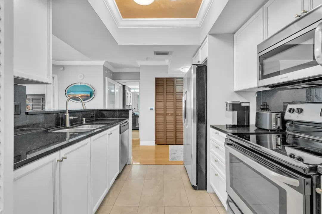 99 SE Mizner Boulevard, Unit 637, Boca Raton, FL, 33432