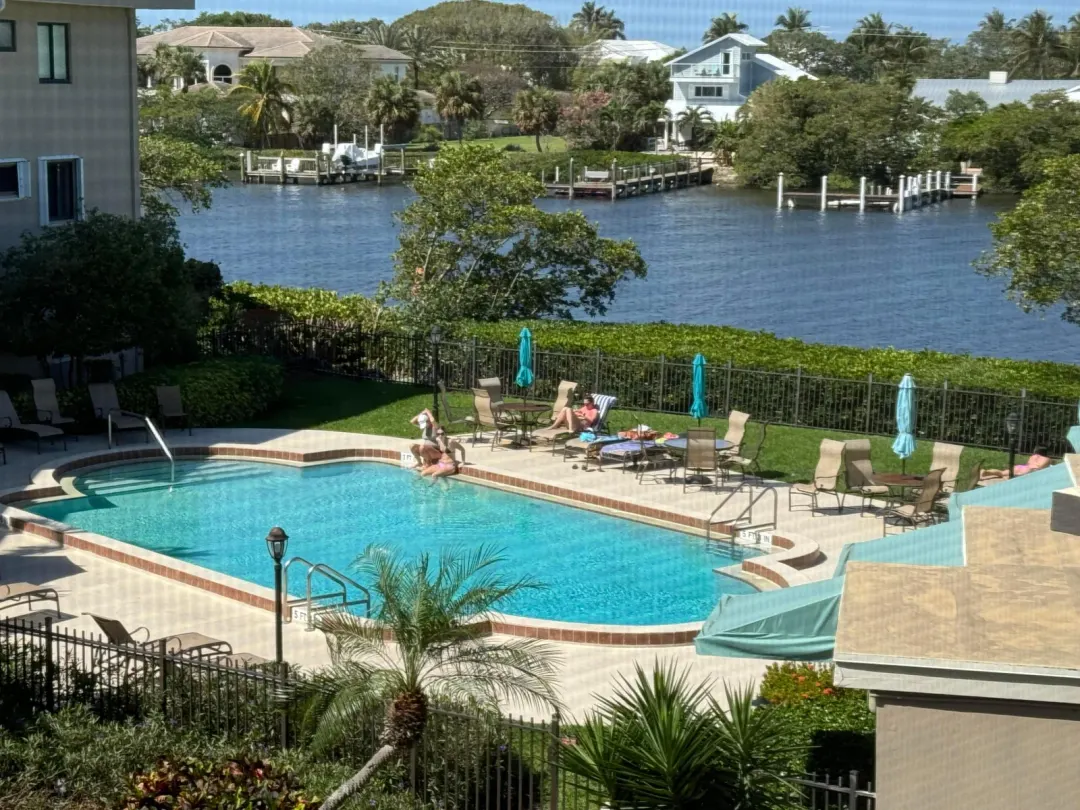 3605 S Ocean Boulevard 311, South Palm Beach, FL 33480
