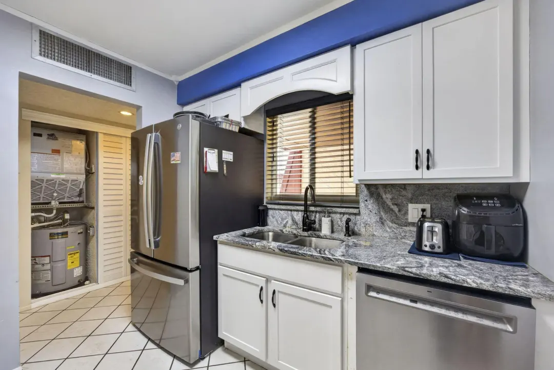 12027 Greenway Circle S 204, Royal Palm Beach, FL 33411