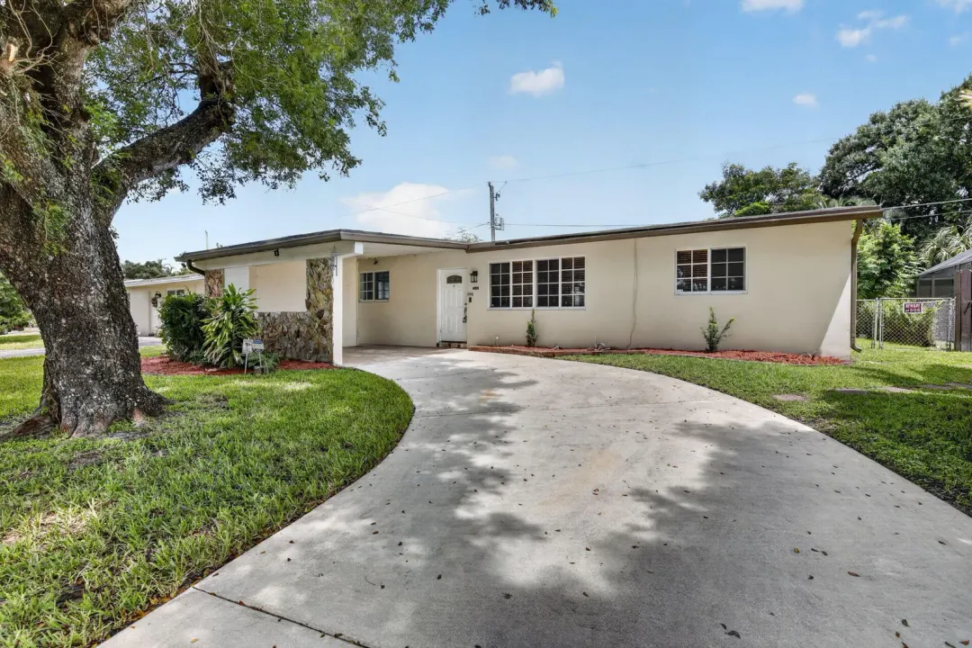 7231 Freedom Street, Hollywood, FL, 33024