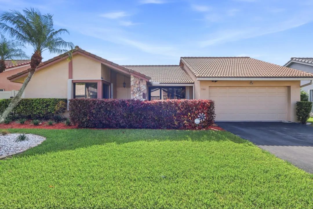 700 NW 102nd Way, Plantation, FL, 33324