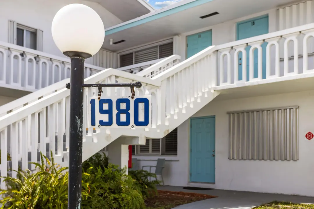 1980 Sunset Avenue, Unit 7, Lake Worth Beach, FL, 33461