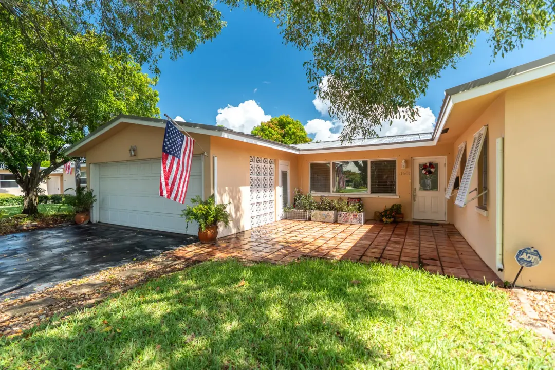 1601 NE 48th Court, Oakland Park, FL 33334