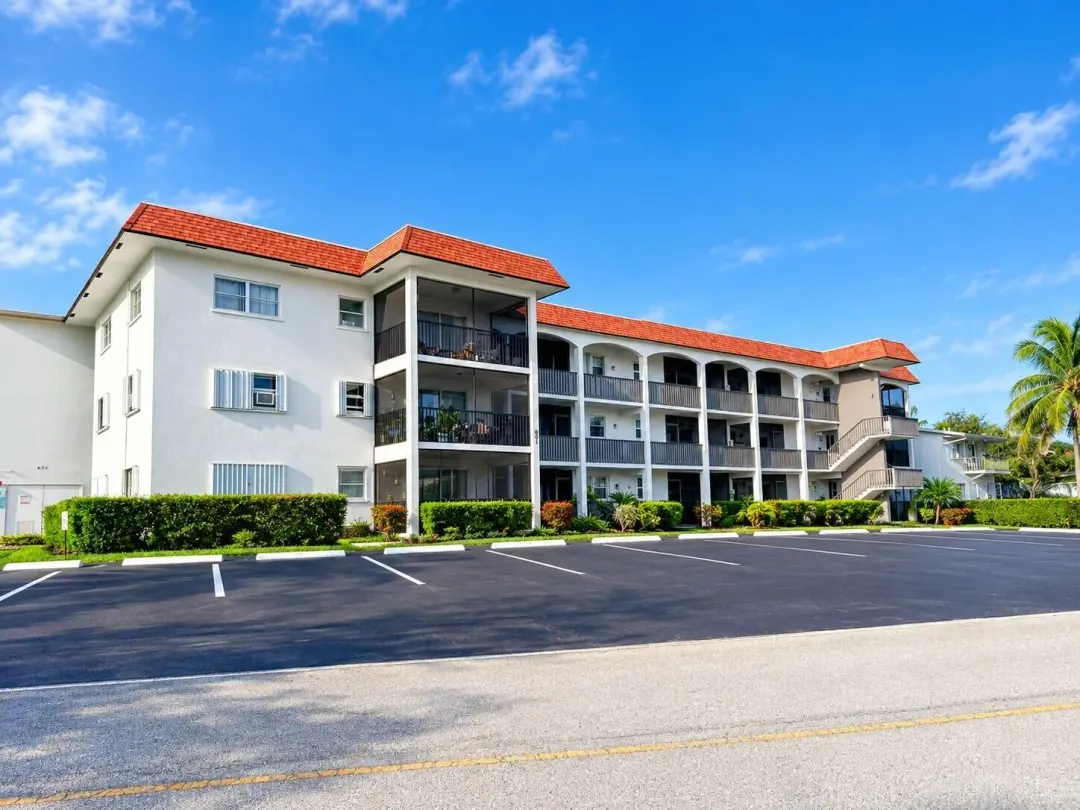 651 Pine Drive 101, Pompano Beach, FL 33060