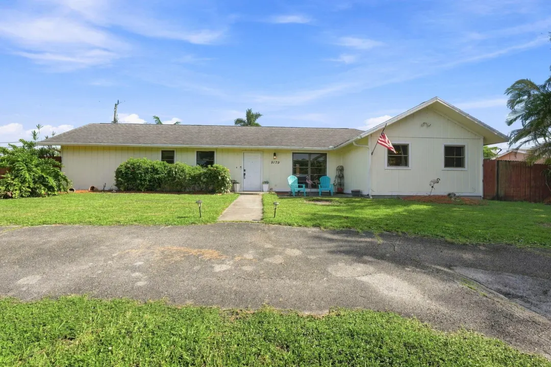 9179 Honeywell Road, Lake Worth, FL 33467