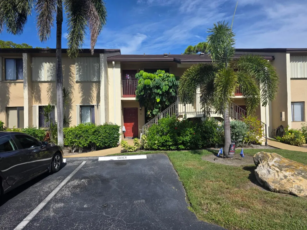 190 SE 7th Street 103, Deerfield Beach, FL 33441