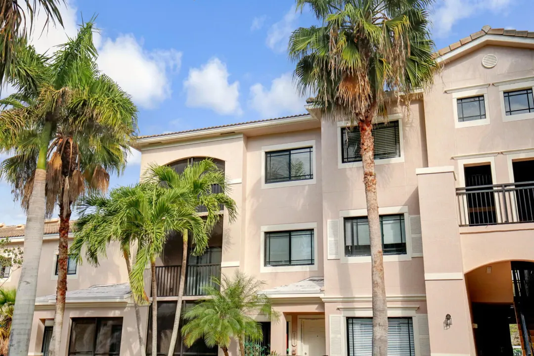 2801 Sarento Place, Unit 304, Palm Beach Gardens, FL, 33410