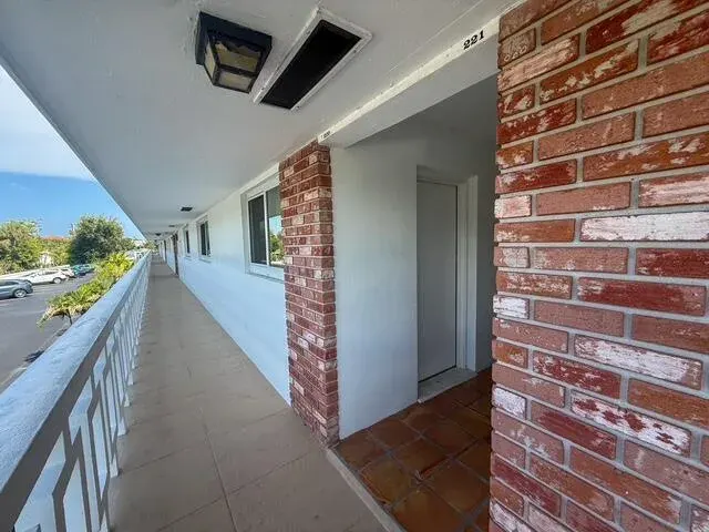331 Tequesta Drive 220, Tequesta, FL 33469