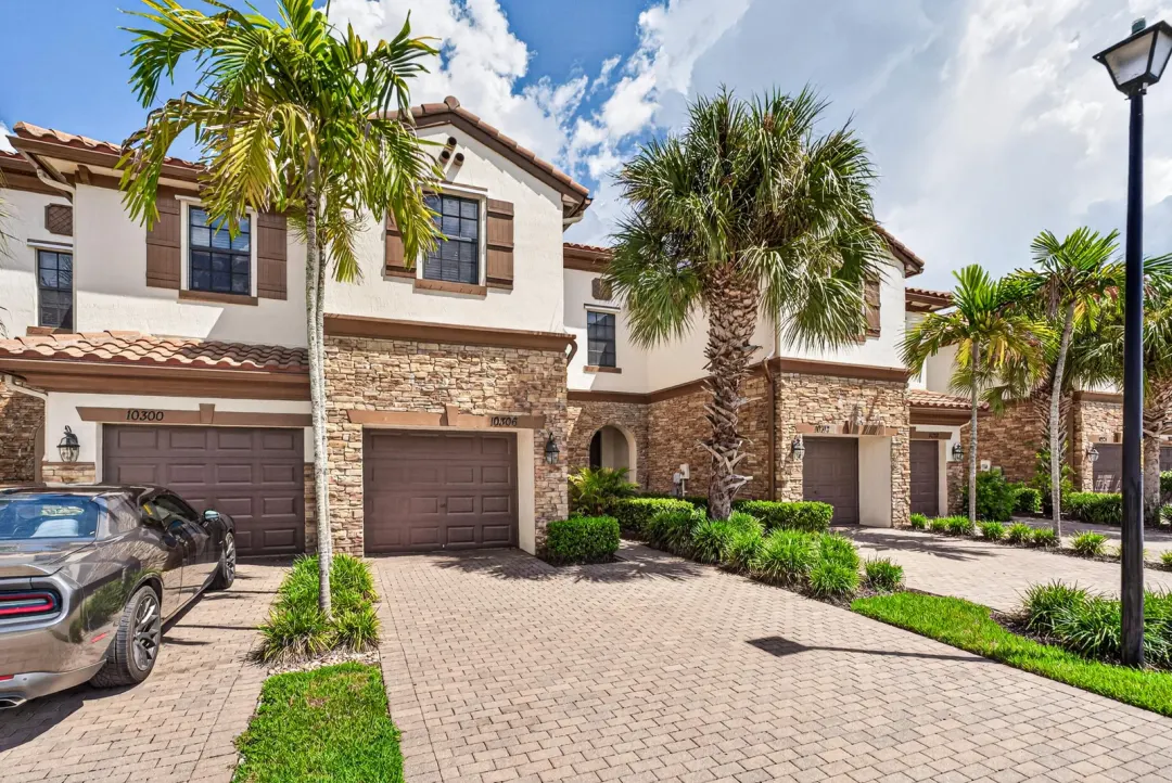 10306 Wellington Parc Drive, Wellington, FL 33449