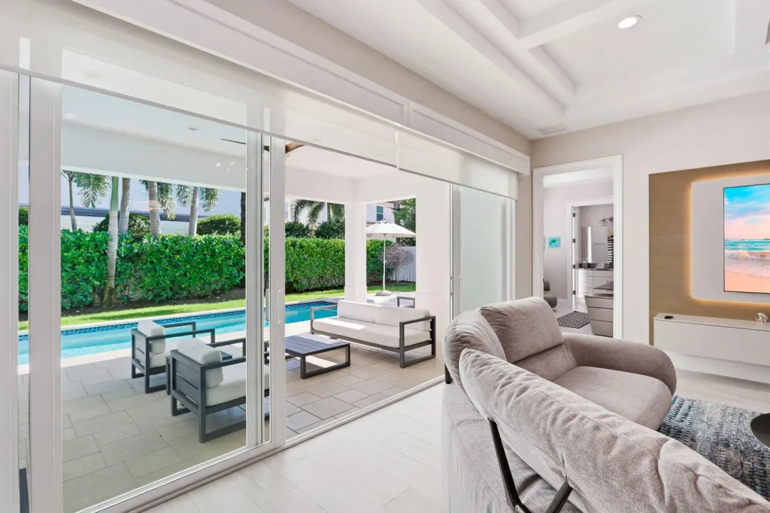 464 NE 8th Street, Boca Raton, FL 33432