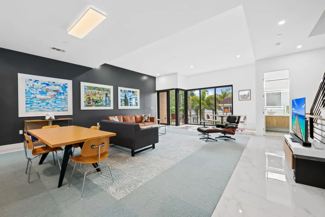 818 NE 2nd Street, Fort Lauderdale, FL, 33301