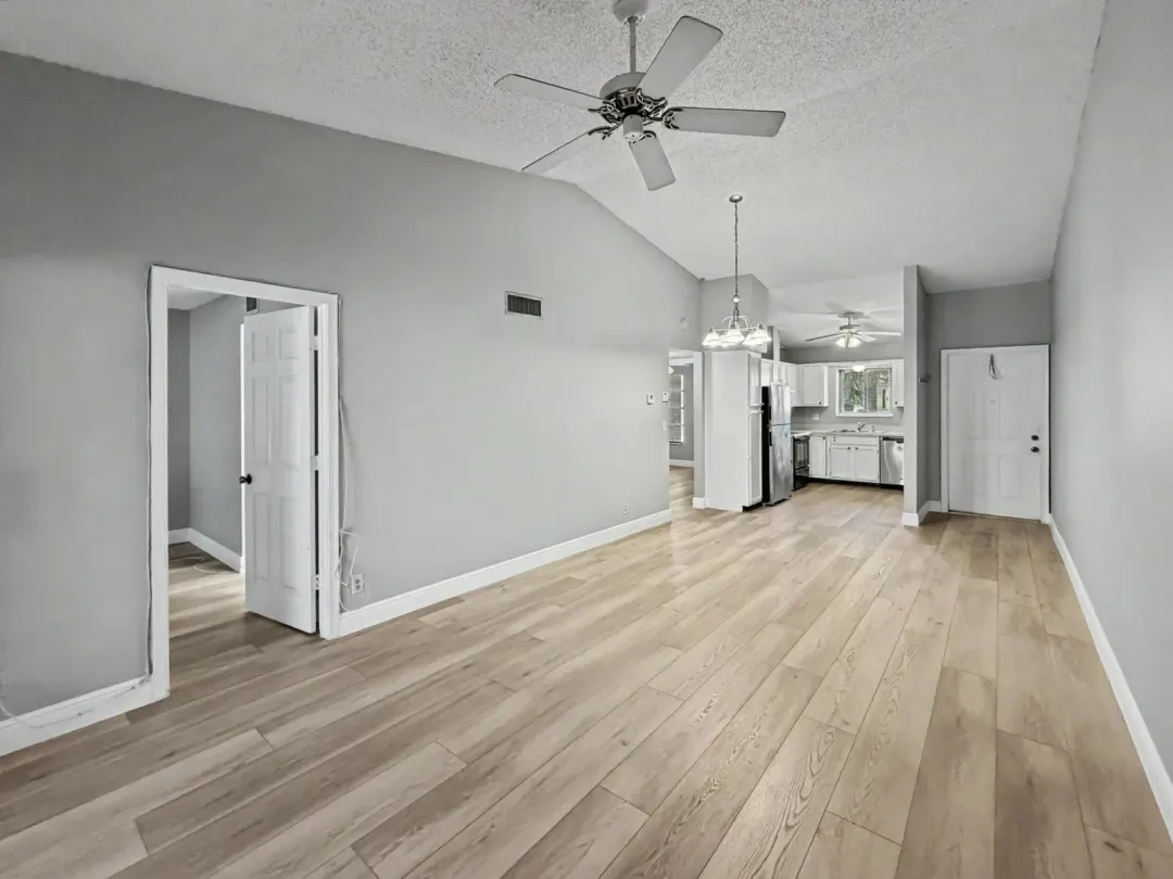 330 Palmwood Place, Unit 210, Boca Raton, FL, 33431