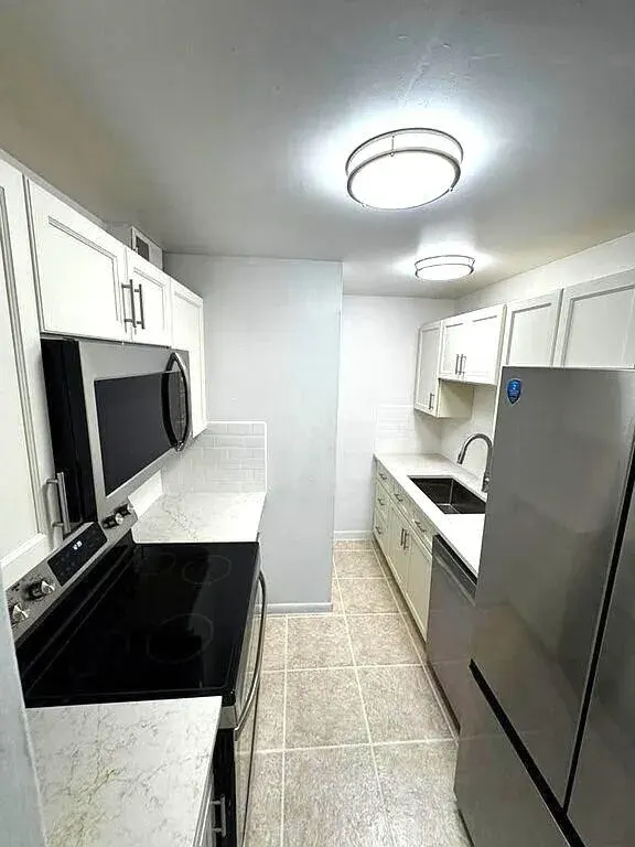 1020 Crystal Lake Drive, Unit 103, Deerfield Beach, FL, 33064