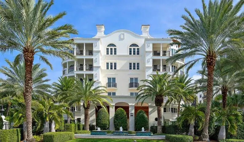 155 S Ocean Avenue 305, Palm Beach Shores, FL 33404