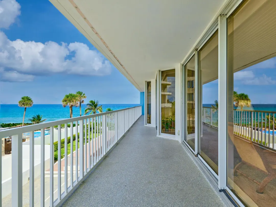 3211 S Ocean Boulevard, Unit 403, Highland Beach, FL, 33487