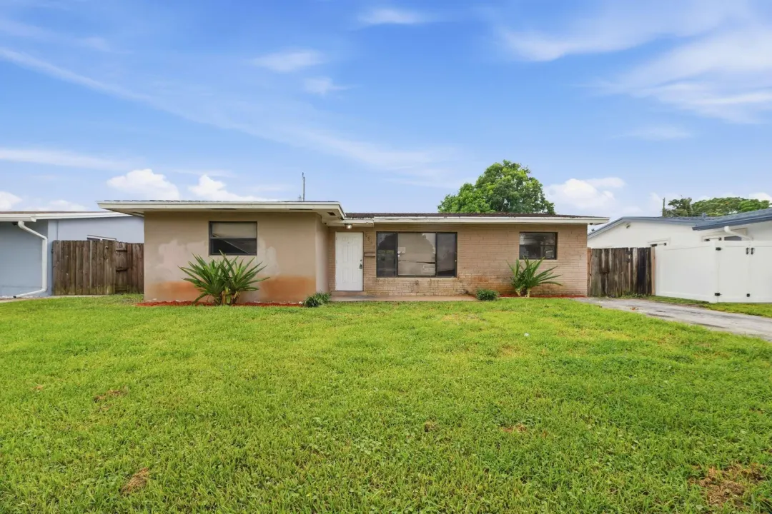 6540 Grant Court, Hollywood, FL 33024