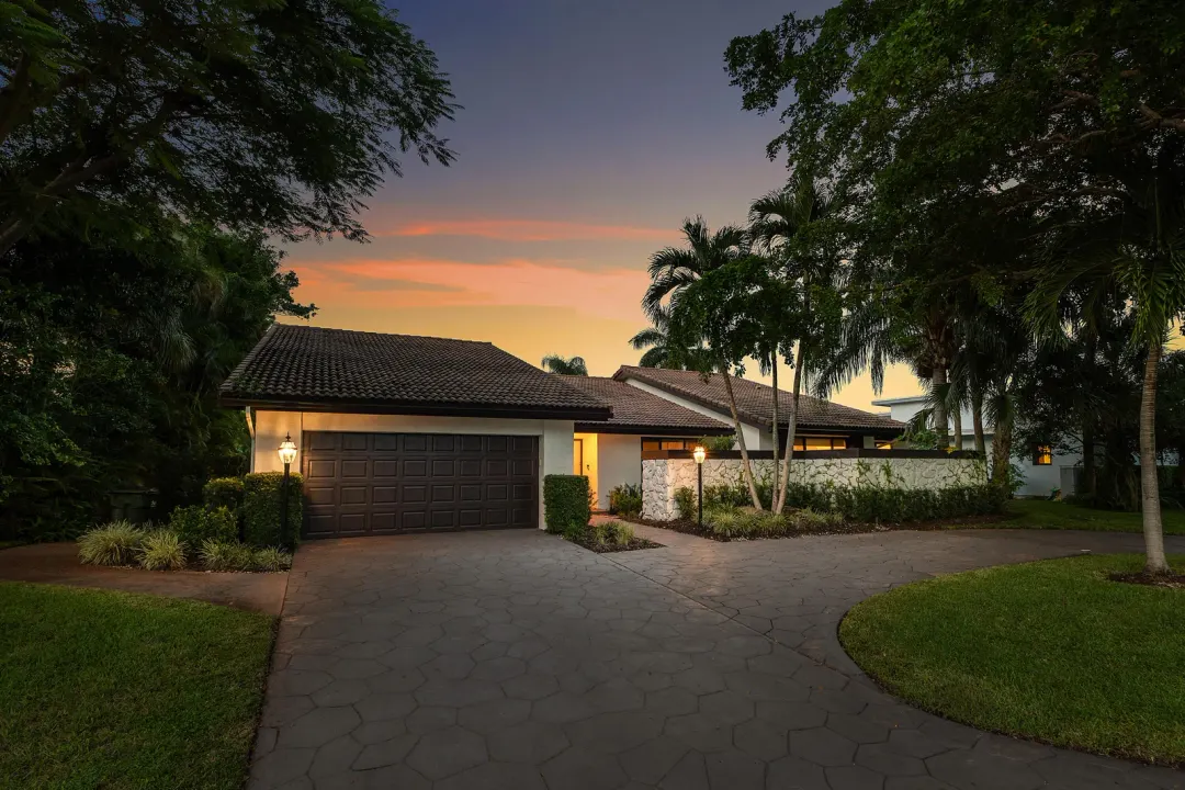 3527 Pine Lake Court, Delray Beach, FL 33445