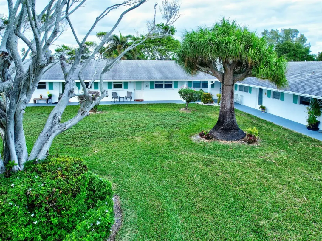 400 SW Golfview Terrace 111, Boynton Beach, FL 33426