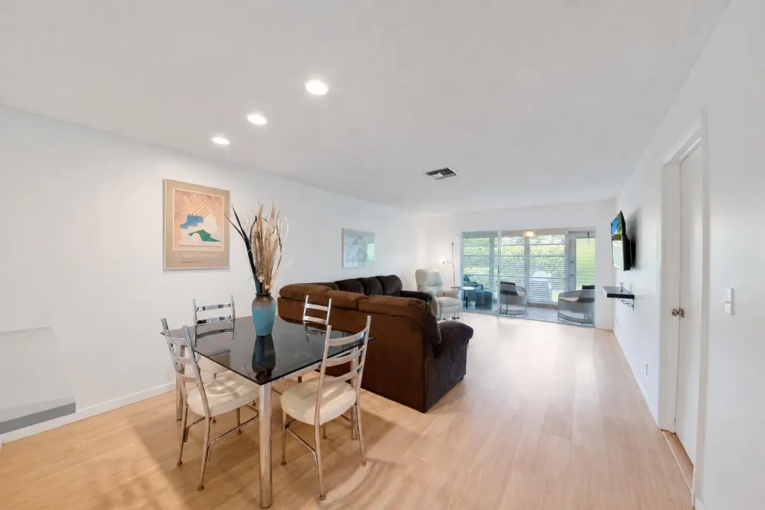 13670 Via Flora B, Delray Beach, FL 33484