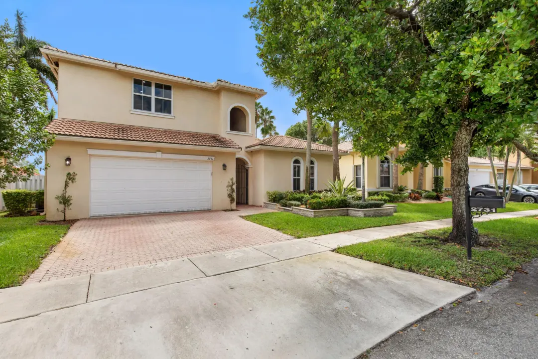 Address Withheld, Miramar, FL 33027