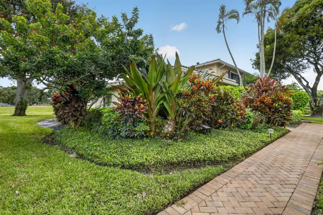 2 Stratford Drive E A, Boynton Beach, FL 33436