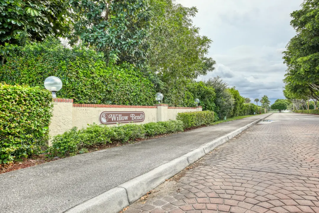 7843 Willow Spring Drive 615, Lake Worth, FL 33467