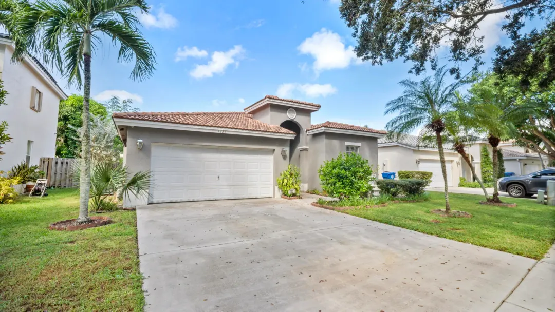 4323 NW 44th Terrace, Coconut Creek, FL 33073