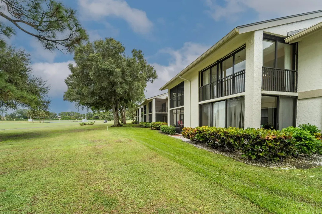 12910 Briarlake Drive C202, West Palm Beach, FL 33418