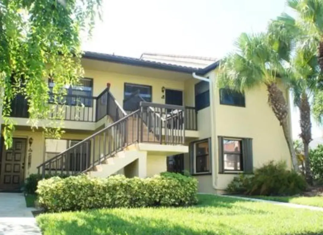 4699 Lucerne Lakes Boulevard E 203, Lake Worth, FL 33467